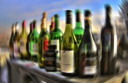 У Києві від сьогодні скасована заборона на продаж алкоголю вночі  — АМКУ