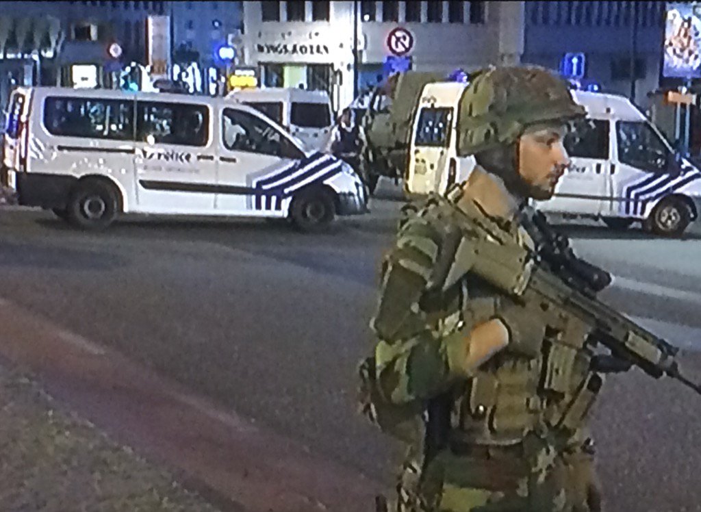 Вибух на вокзалі в Брюселі: поліція застрелила самогубцю з вибухівкою