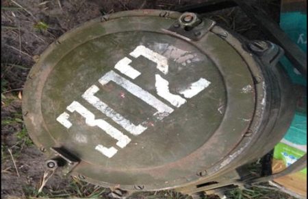 З Петербургу до України намагались провезти деталі для танків (ФОТО)