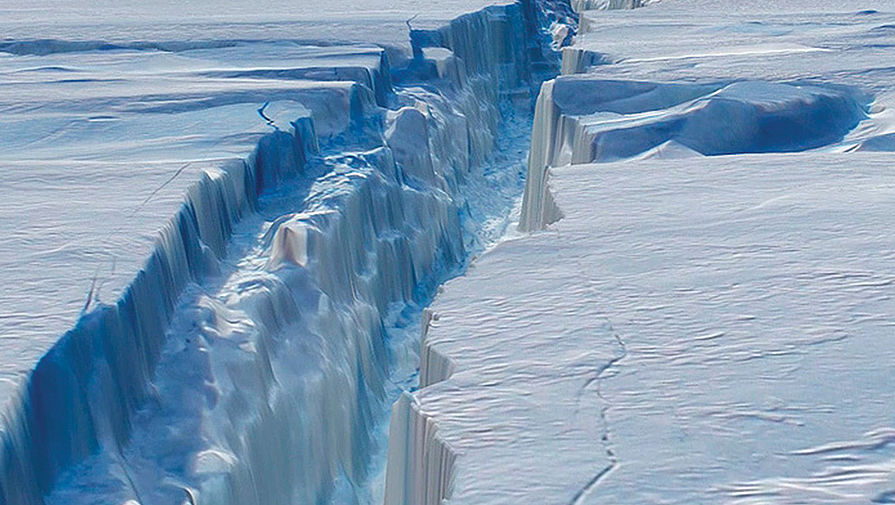 Від Антарктиди може відколотися величезний шмат айсбергу (ВІДЕО)