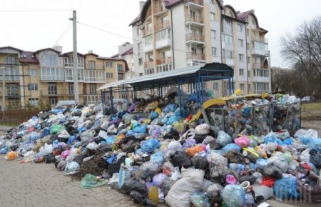 Львів хоче у примусовому порядку відкрити полігони України для свого сміття