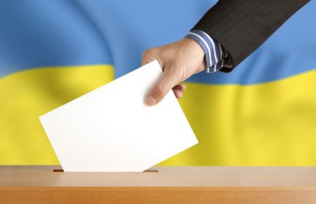 На виборах на посаду міського голови Старобільска лідирує Яна Літвінова
