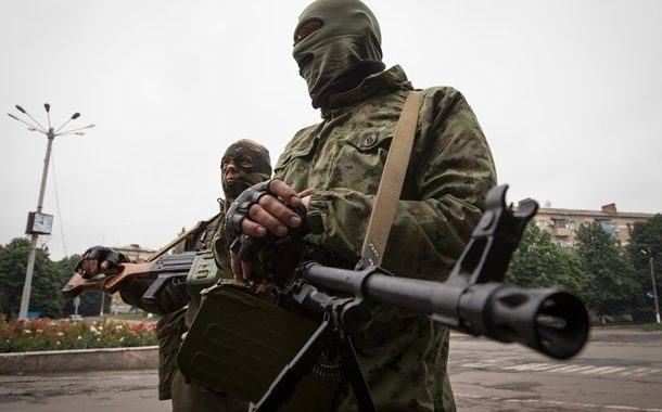 Рідні полоненого бойовиками донеччанина не знають, куди його забрали Рідні полоненого бойовиками донеччанина не знають, куди його забрали