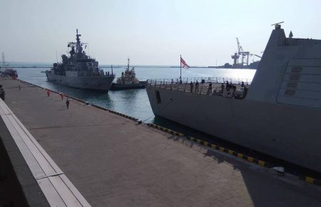 Кораблі НАТО  прибули в порт Одеси (ФОТО)