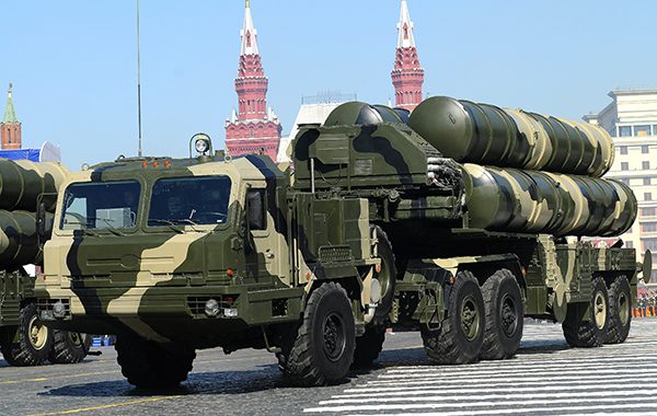 Туреччина підписала з Росією угоду щодо постачання зенітних ракетних систем Туреччина підписала з Росією угоду щодо постачання зенітних ракетних систем