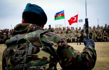 Азербайджанська армія знищила «велику кількість живої сили» вірменської армії