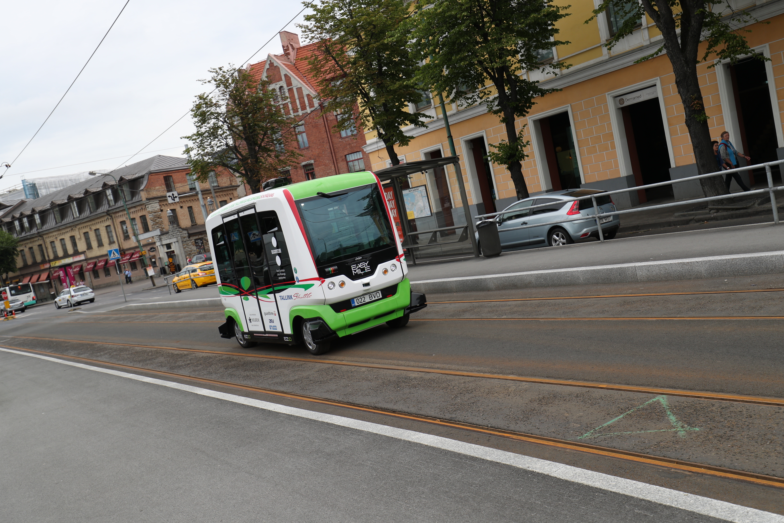 Таллінном почали курсувати безпілотні автобуси з безкоштовним проїздом (ФОТОРЕПОРТАЖ)