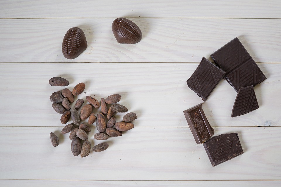 Як правильно їсти шоколад для підтримки серця і розумової діяльності?