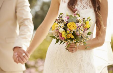 Цієї п’ятниці у Києві очікується весільний бум — мають одружитися у п’ять разів більше пар