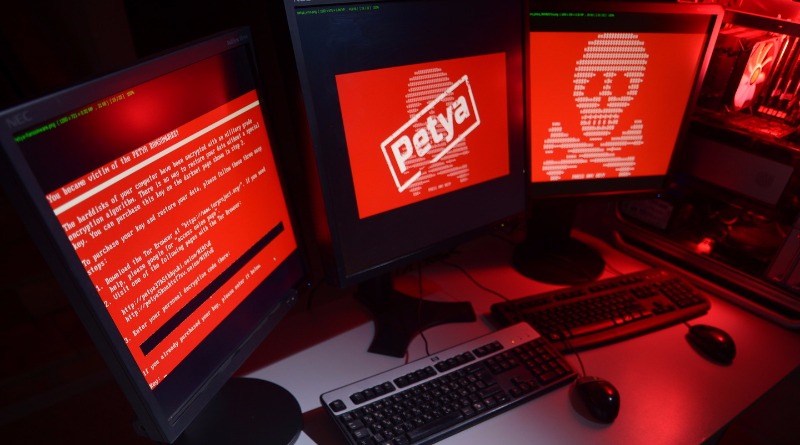 Кіберполіція обшукала офіс компанії-розробника M.E.doc (ВІДЕО)