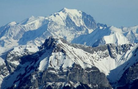 На Монблані знайшли тіла альпіністів, котрі знаходилися під льодом понад два десятиліття