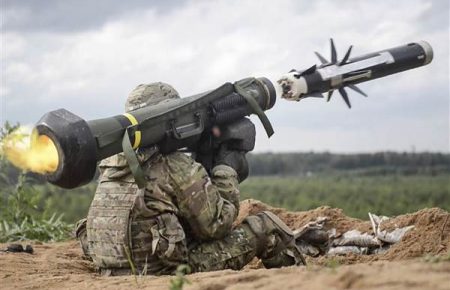 Пентагон направив в Білий дім рекомендацію передати Україні протитанкові системи Javelin