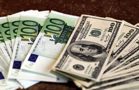 Дефіциту готівкової валюти в Україні немає — Гетманцев