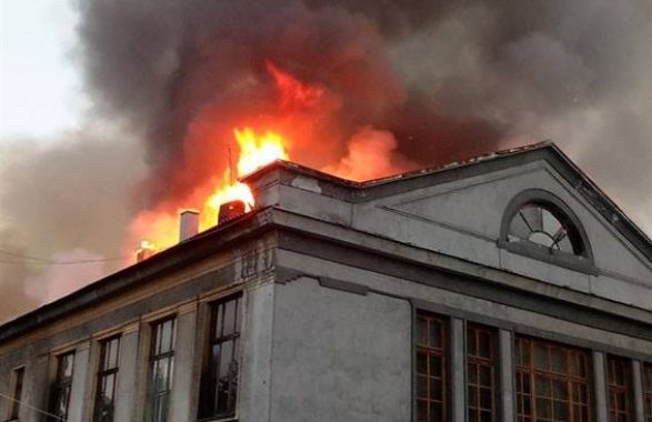 Кінотеатр у Покровську підпалили навмисно — активістка Кінотеатр у Покровську підпалили навмисно — активістка