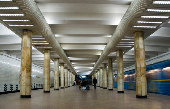 У Києві планують реконструювати святошинський транспортний хаб та станцію метро