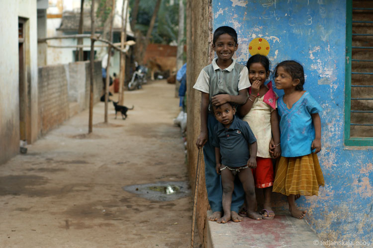 У Індії спалах енцефаліту: загинули 30 дітей