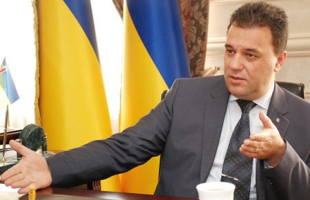 Голова Закарпатської обласної ради обмовився, назвавши війну на Донбасі громадянською (ВІДЕО)