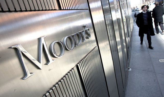 Порошенко рассказал, почему агентство Moody's повысило кредитный рейтинг Украины Порошенко рассказал, почему агентство Moody's повысило кредитный рейтинг Украины
