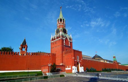 Московскому Кремлю угрожает разрушение из-за трехэтажного подземного грота (ВІДЕО)