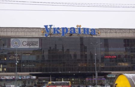 У Києві запрацював найбільший паспортний сервіс в Україні