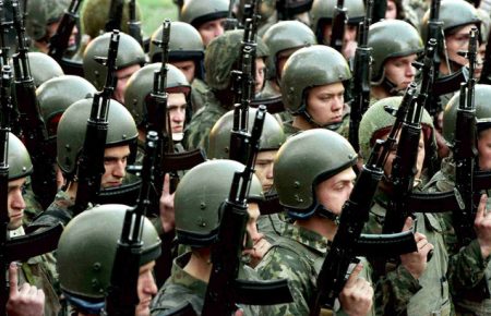 Окупаційна влада Криму конфіскує житло українських військових та віддає силовикам РФ