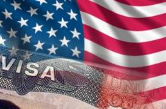 Жителі Криму можуть отримати візи до США в посольстві в Києві