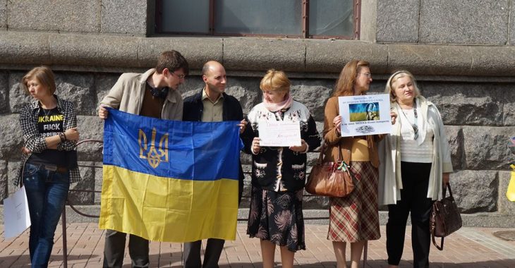 Представники Держтелекомпанії України (зараз НСТУ) провели в Києві акцію протесту проти реформування суспільного мовлення (ФОТО) Представники Держтелекомпанії України (зараз НСТУ) провели в Києві акцію протесту проти реформування суспільного мовлення (ФОТО)