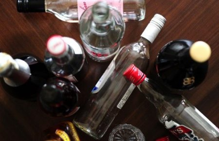 На Херсонщині заборонили продавати алкоголь російським окупантам