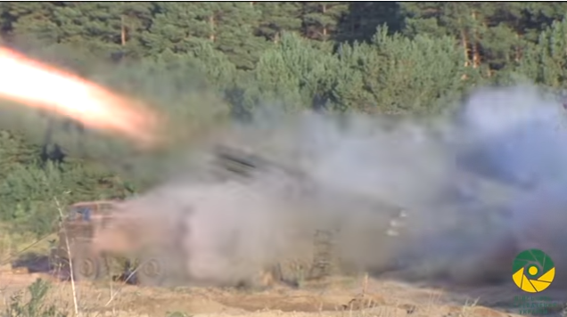 Українські артилеристи вчились знищувати наземні цілі (ВІДЕО)