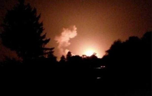 Пожежу в Калинівці локалізує пожежний літак, два пожежних танка та три пожежних поїзди Пожежу в Калинівці локалізує пожежний літак, два пожежних танка та три пожежних поїзди