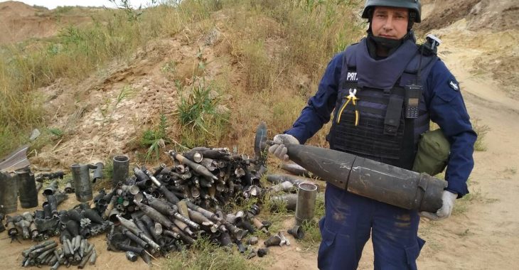На Донеччині завершили розмінування складу із боєприпасами На Донеччині завершили розмінування складу із боєприпасами