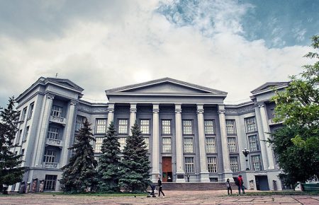 Адміністрація Нацмузею історії України заявляє про загрозу руйнування будівлі