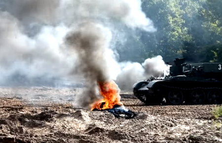Українські танкісти відзначають професійне свято (ВІДЕО)