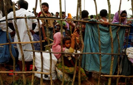 У М’янмі урядові війська стратили 400 представників етнічної меншини рохінджа
