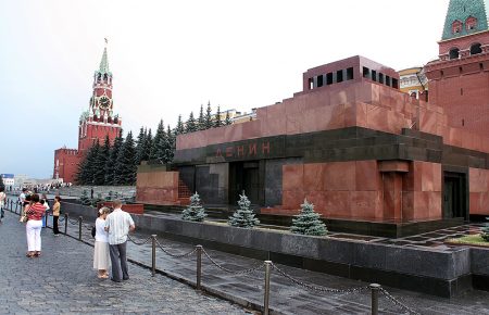 Невідомий повідомив про вибухівку в мавзолеї Леніна: людей не евакуювали
