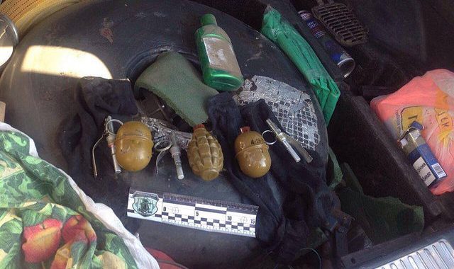 СБУ затримала двох чоловіків, причетних до низки диверсій (ВІДЕО) СБУ затримала двох чоловіків, причетних до низки диверсій (ВІДЕО)