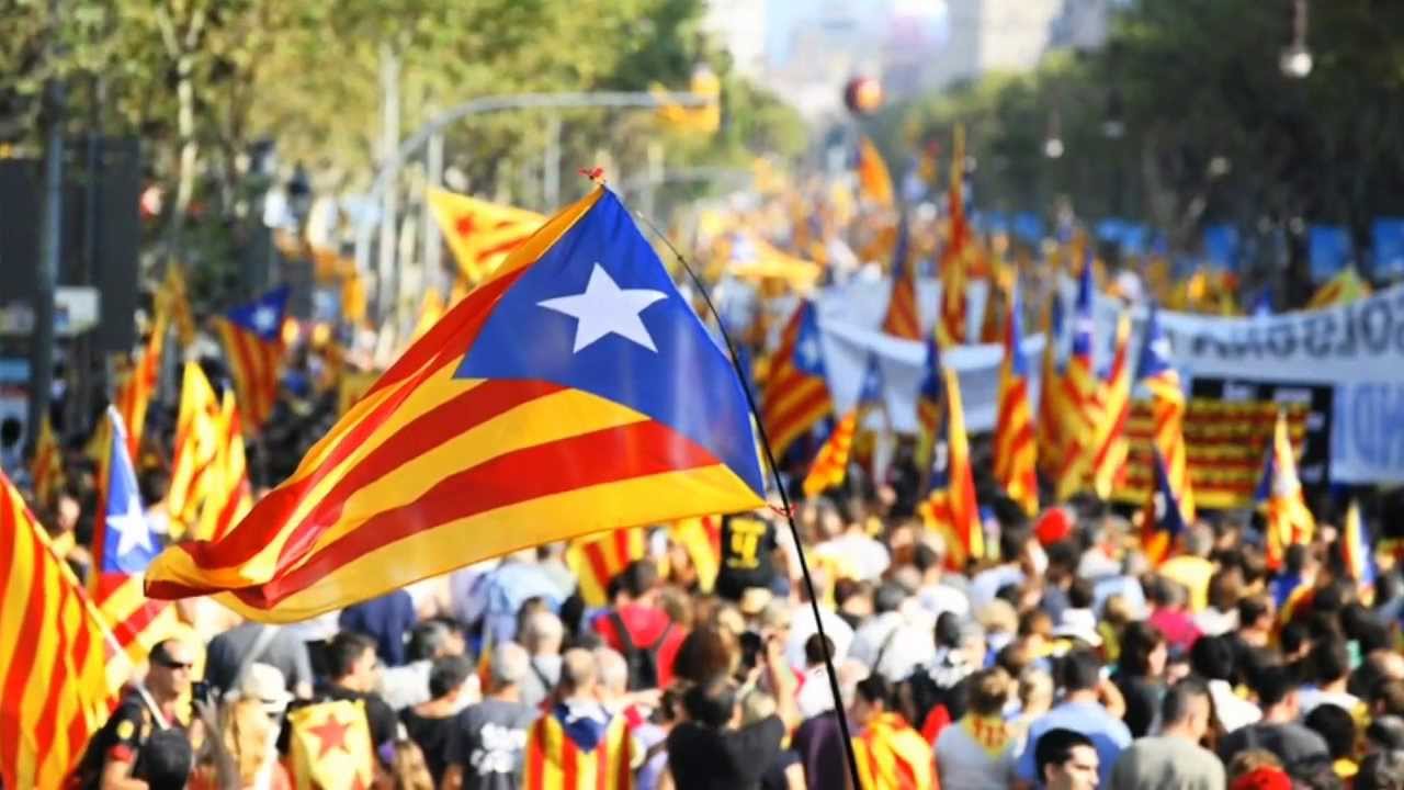 Мадрид планує ввести пряме правління; Каталонія проголосила незалежність