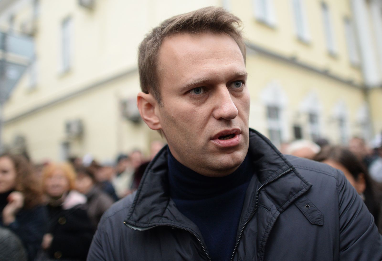 Навального вивели з коми, його стан покращився — клініка «Шаріте»
