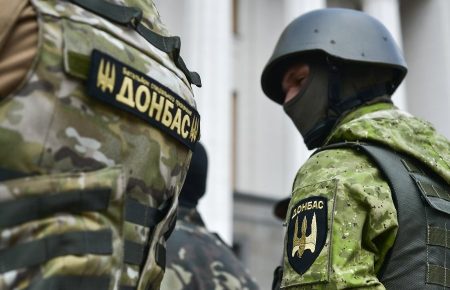 Екс-бійців батальйону «Донбас» підозрюють у розбійному нападі