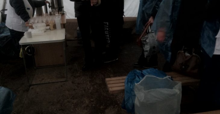 КПВВ на Донбасі не готові до зимового періоду, — правозахисники (ФОТО) КПВВ на Донбасі не готові до зимового періоду, — правозахисники (ФОТО)