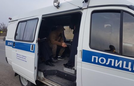 В окупованому Криму поліція затримала кримськотатарського активіста (ФОТО)
