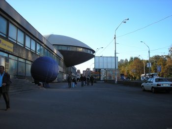 Зберегти не можна знищити: що буде з «тарілкою» на Либідській? Зберегти не можна знищити: що буде з «тарілкою» на Либідській?