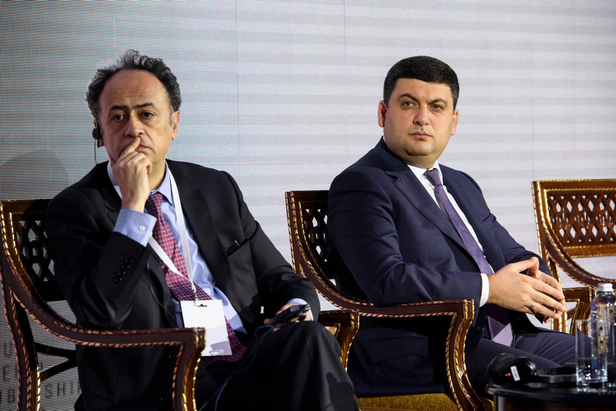 Голова делегації ЄС в Україні закликає припинити тиск на Холодницького
