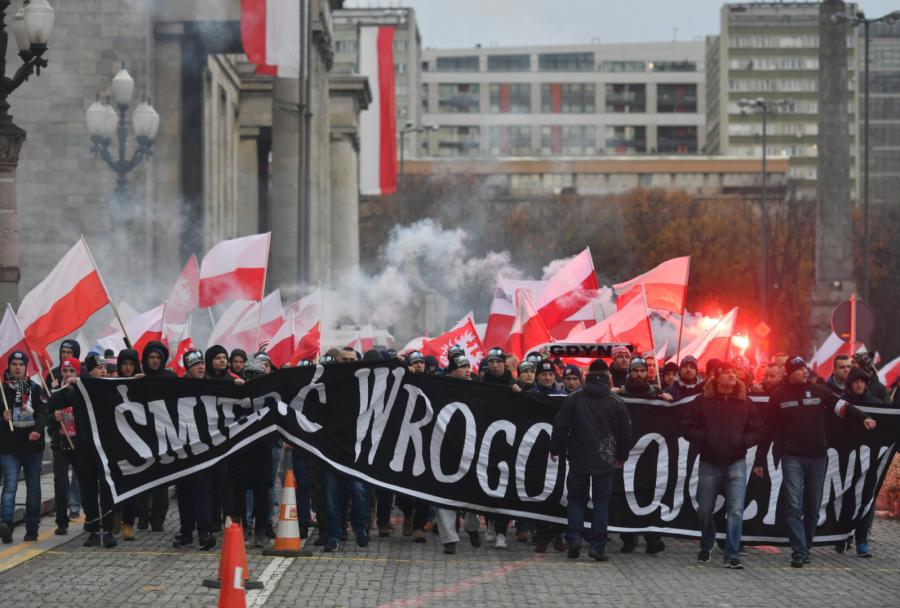 День Польщі: у Варшаві марширують націоналісти  (ФОТО, Відео)