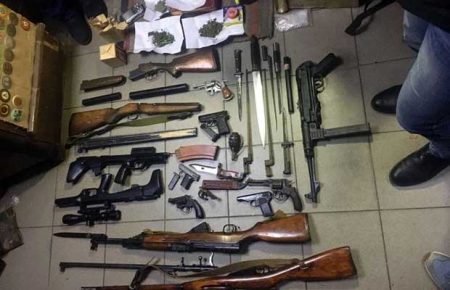 На Миколаївщині виявили арсенал зброї, викраденої в Криму — поліція АРК (ФОТО)