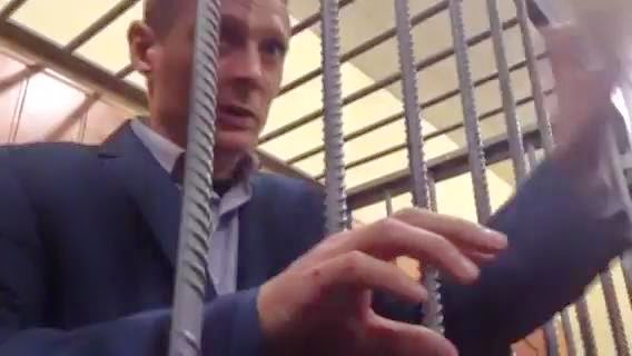 В Харкові суд визнав винним Юдаєва в захопленні ОДА та звільнив за законом «Про амністію»
