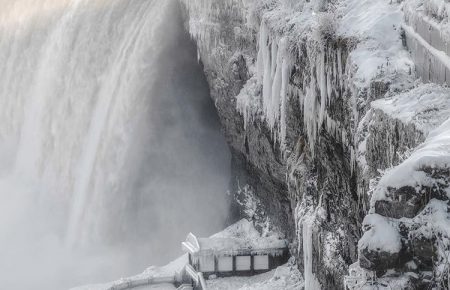 Як виглядає Ніагарський водоспад взимку? (ФОТО)