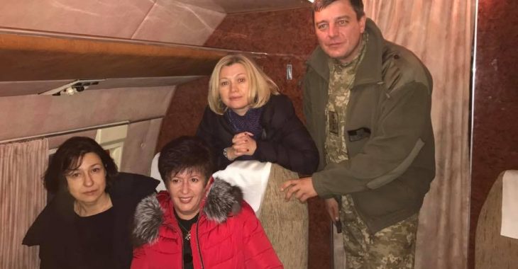 Представники української влади вилетіли на Донбас для обміну полоненими Представники української влади вилетіли на Донбас для обміну полоненими
