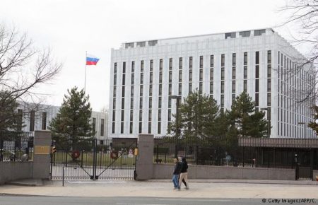 Сенатори США відмінили візит до Росії, бо їхній колезі не дали візу