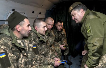 Ми не віддали жодного росіянина, щоб потім обміняти їх на українських політв’язнів, — Порошенко